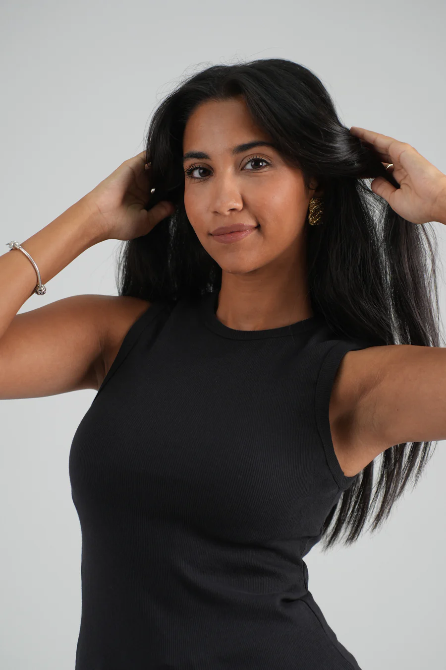 Basic Tank Top - Image 10