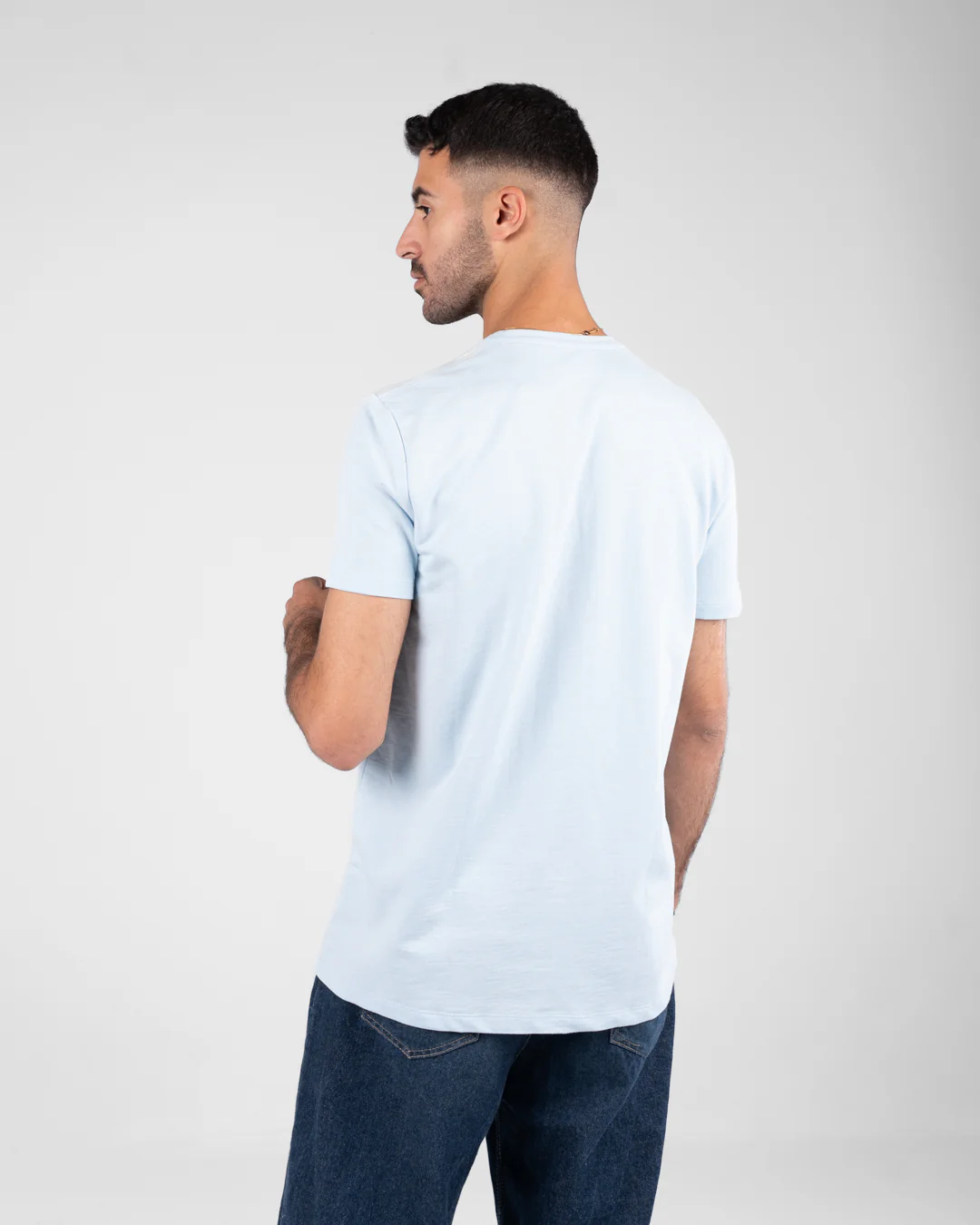 Be Strong Printed T-shirt - Image 3