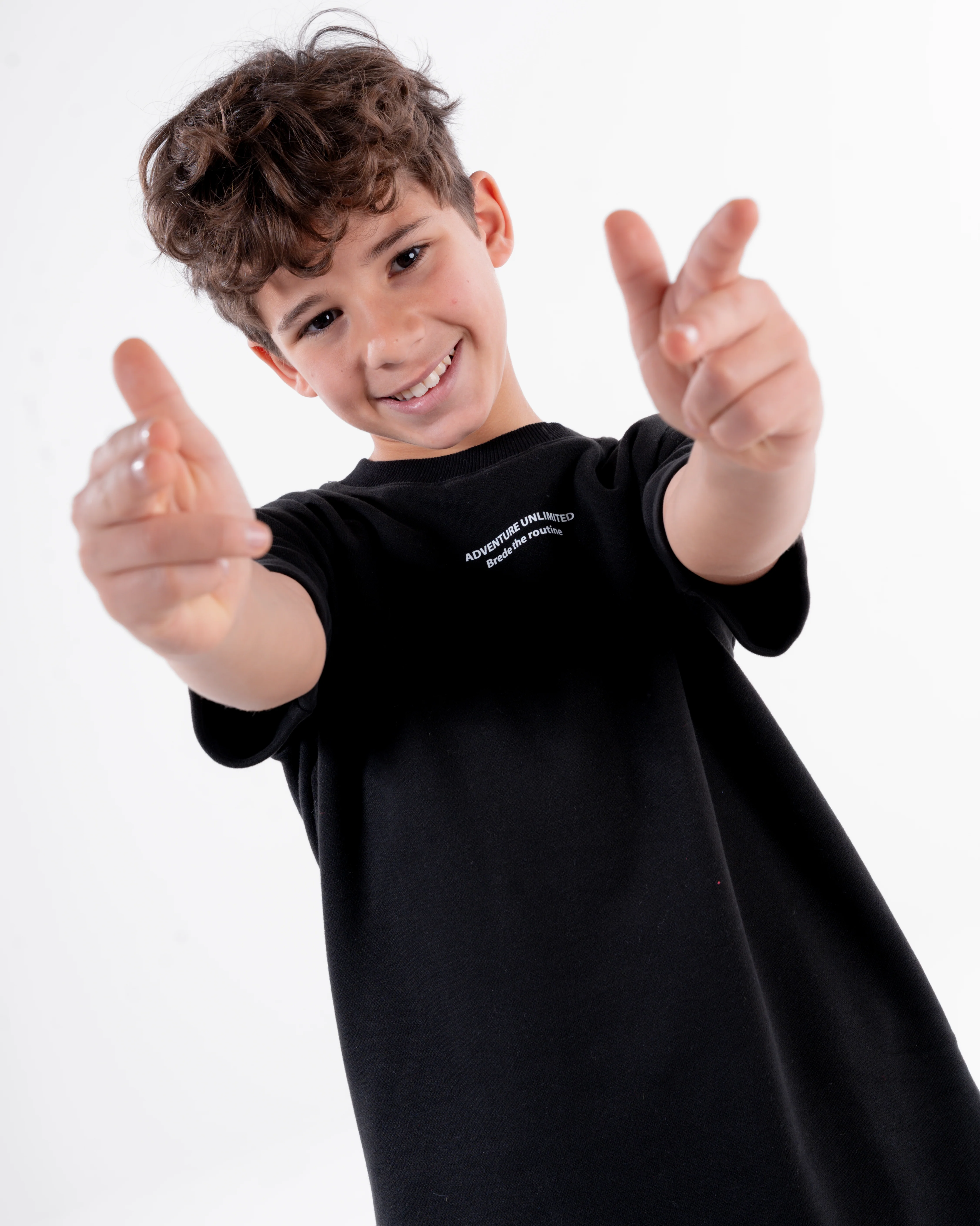 Boys Printed Half Sleeves Pyjama - Image 2