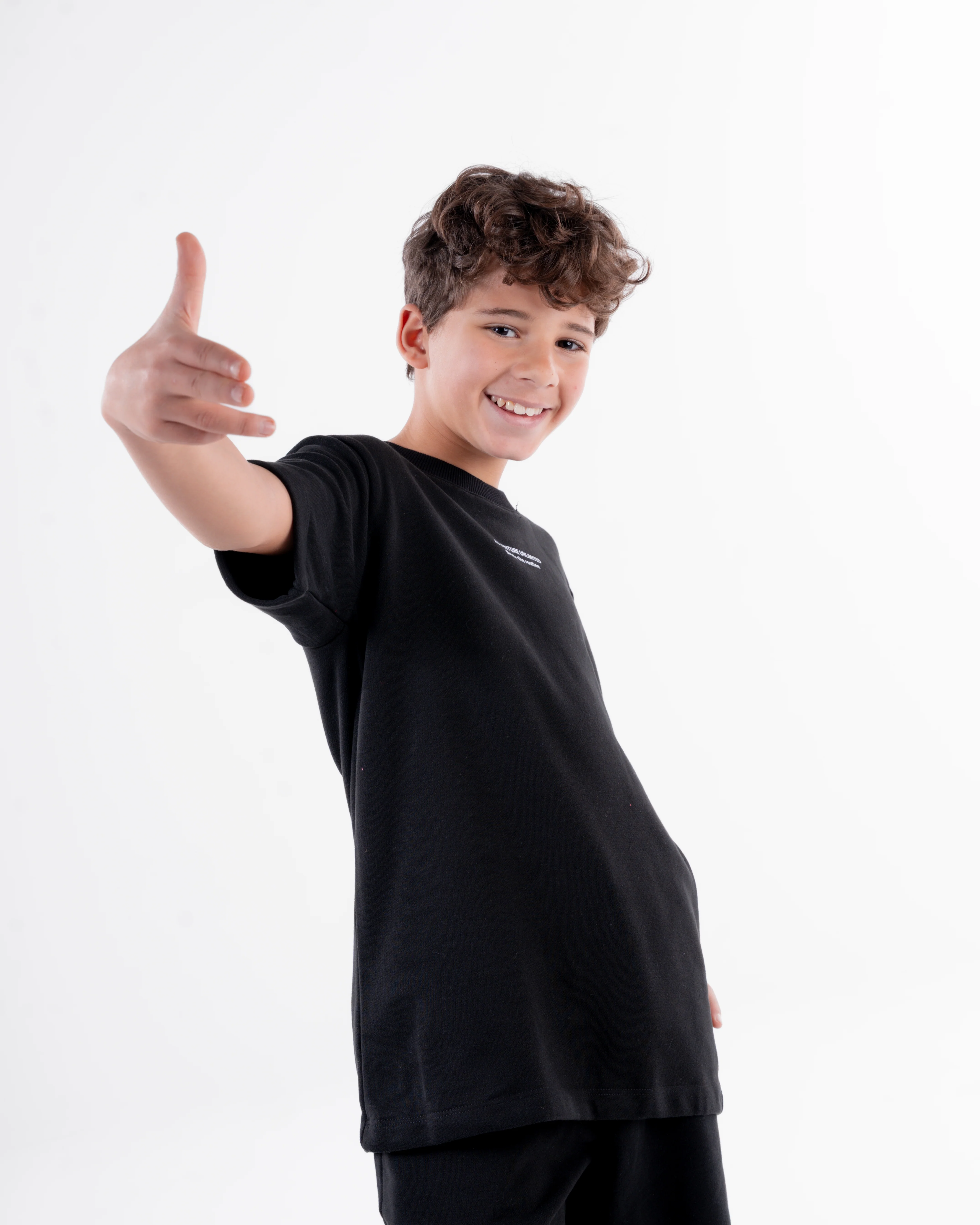 Boys Printed Half Sleeves Pyjama - Image 3