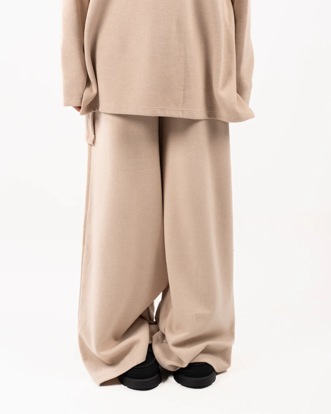 Classic Women Cashmere Pants - Image 4