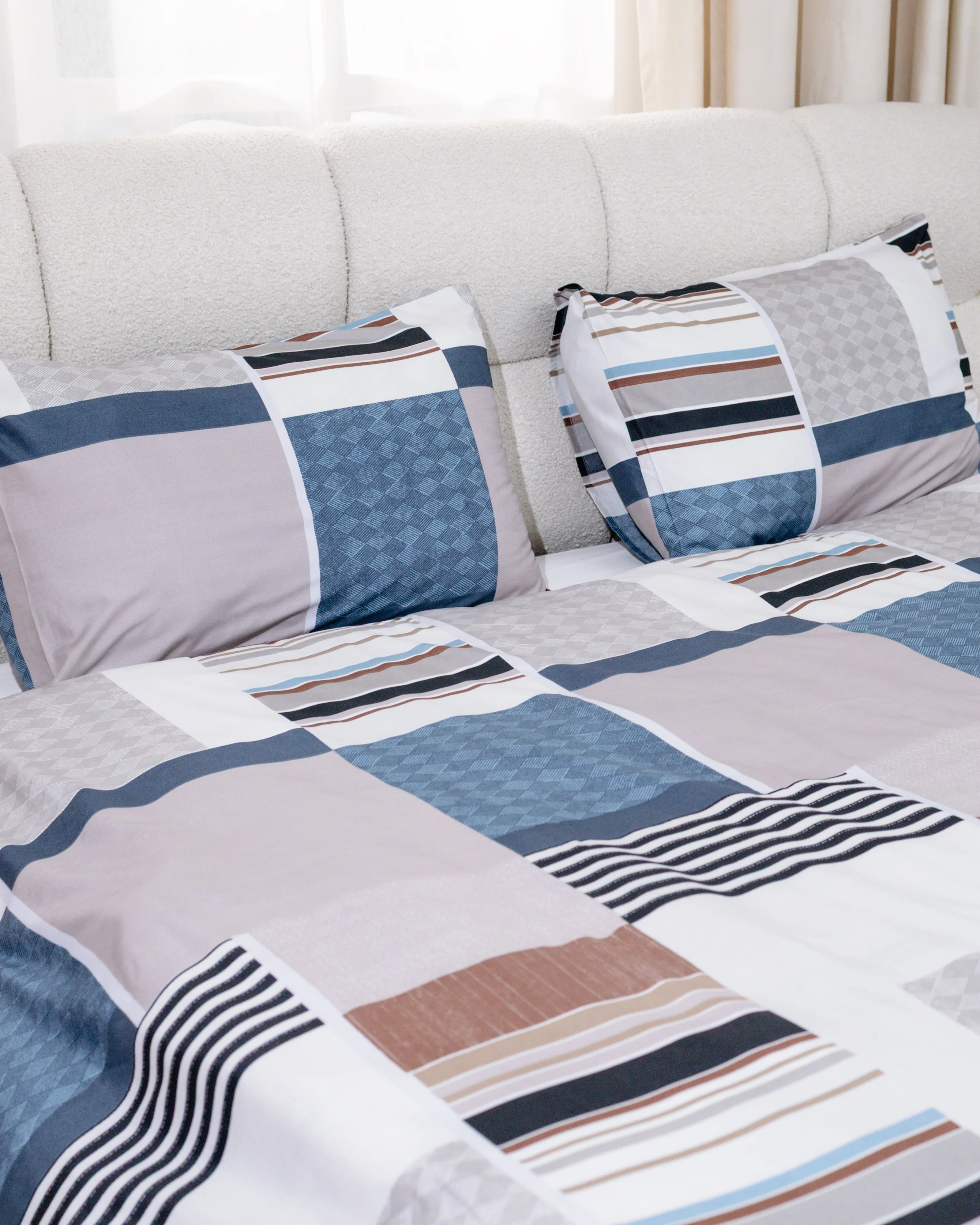Duvet Cover Set +2 Pillow Case - Image 6