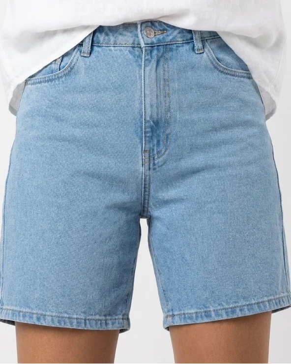 Dsquared Women Denim Shorts Fringed - Image 2