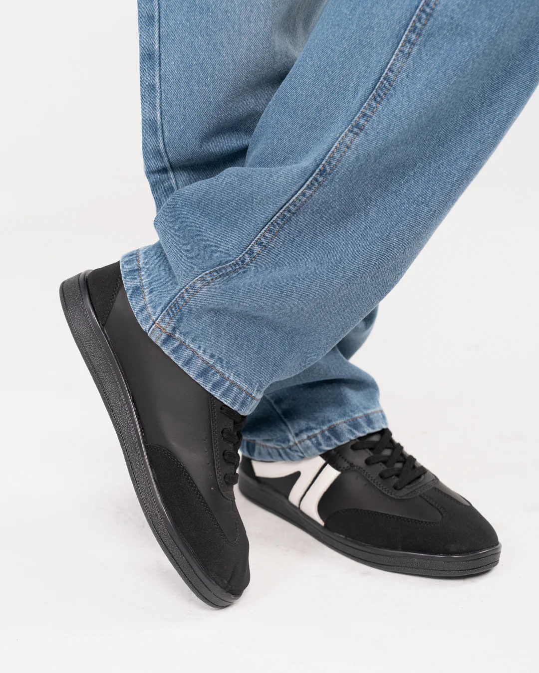 Flat Men Sneakers - Image 3