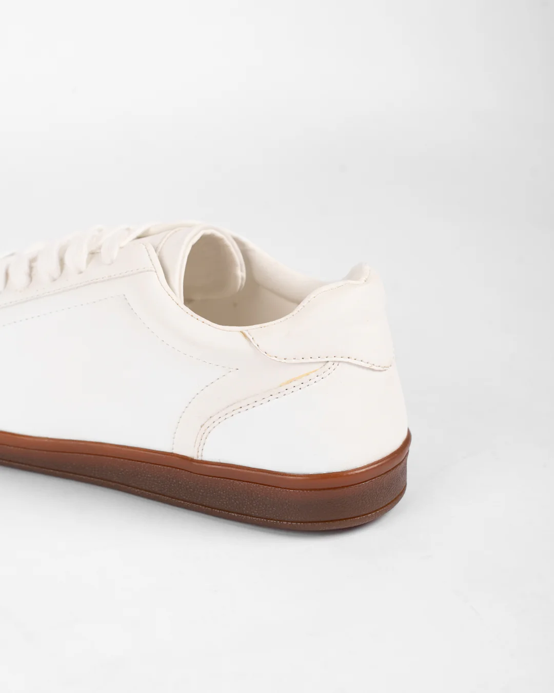 Flat Sneakers for Men - Image 16