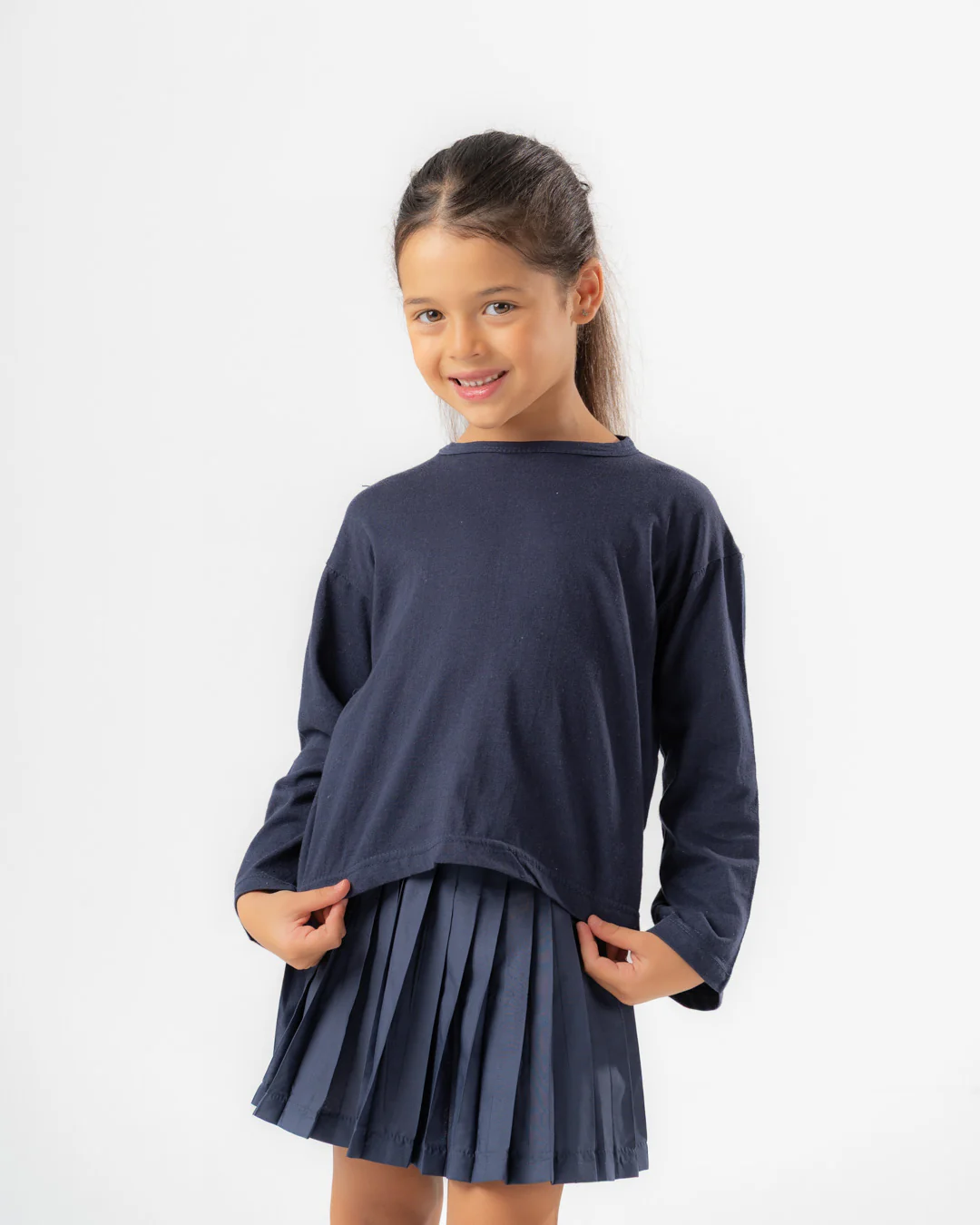 Girls long-sleeve roundneck t-shirt - Image 7
