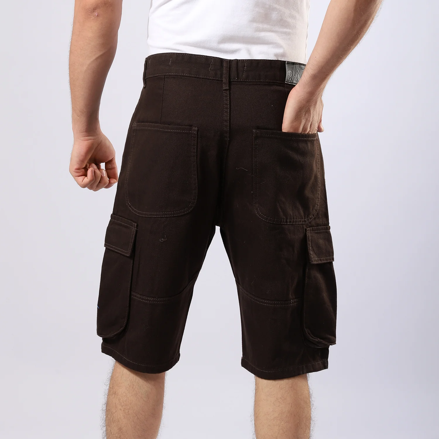 Knee-Length Shorts - Image 15