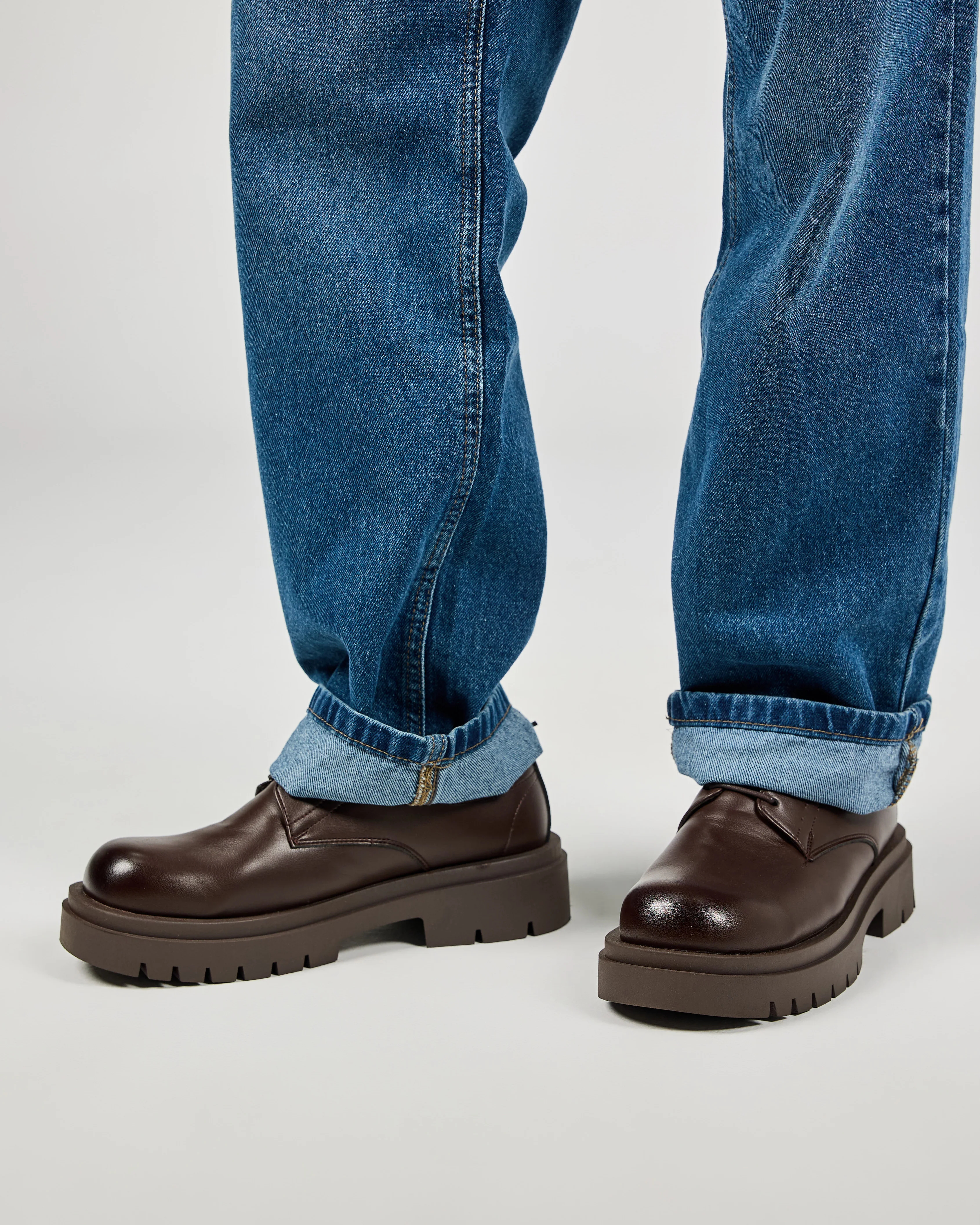 Men Casual Shoes - Image 2