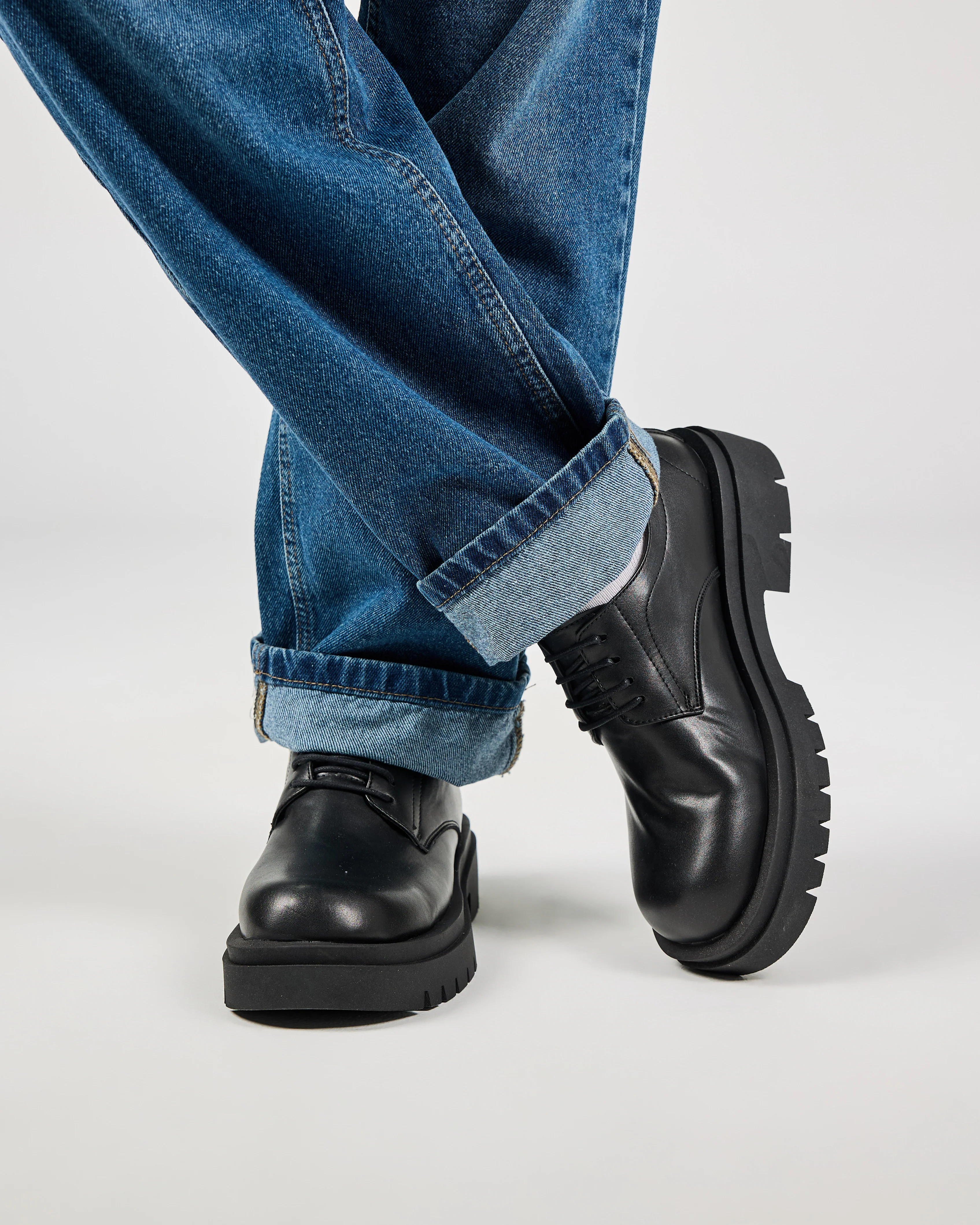 Men Casual Shoes - Image 5