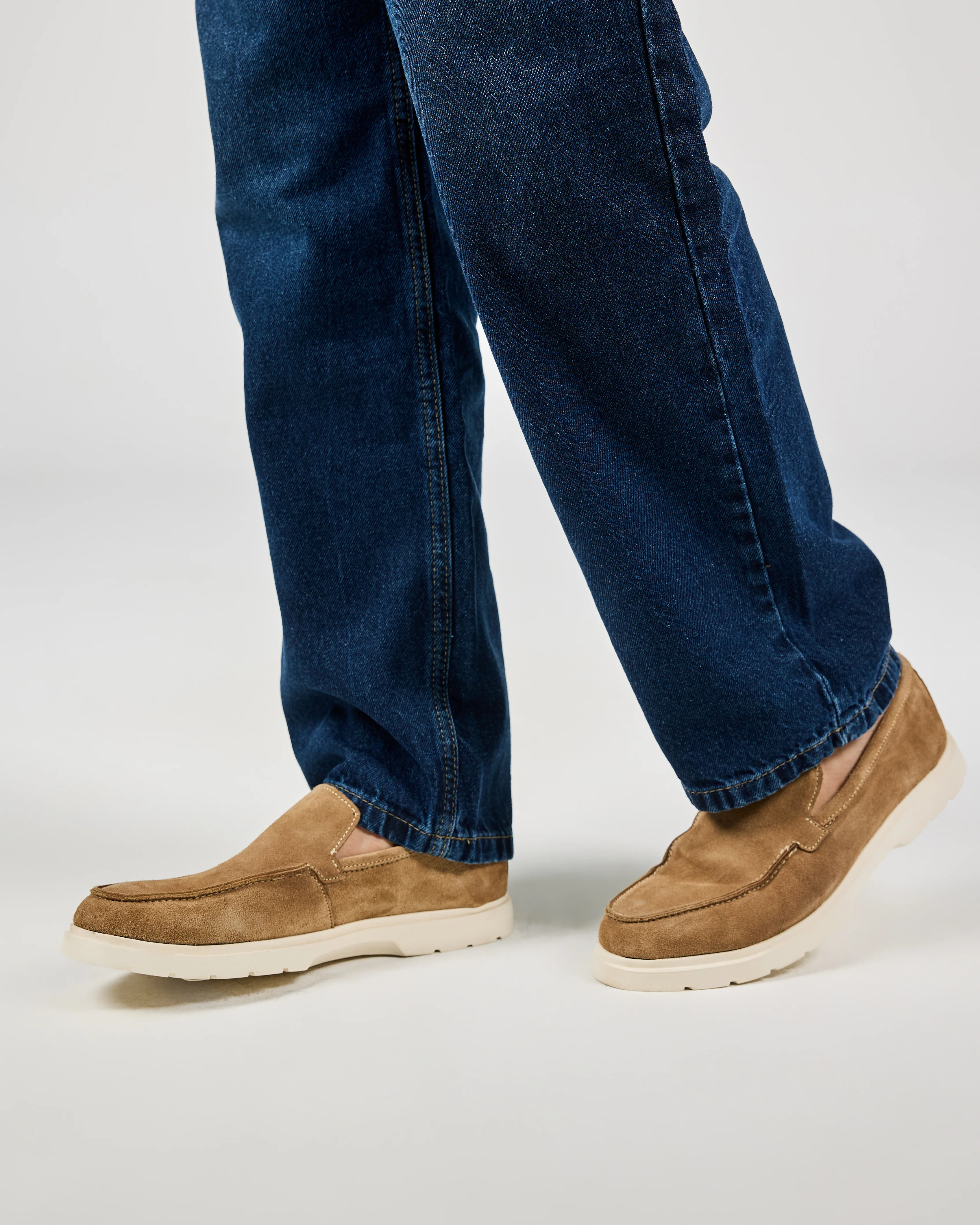Men Chamios Casual Shoes - Image 10