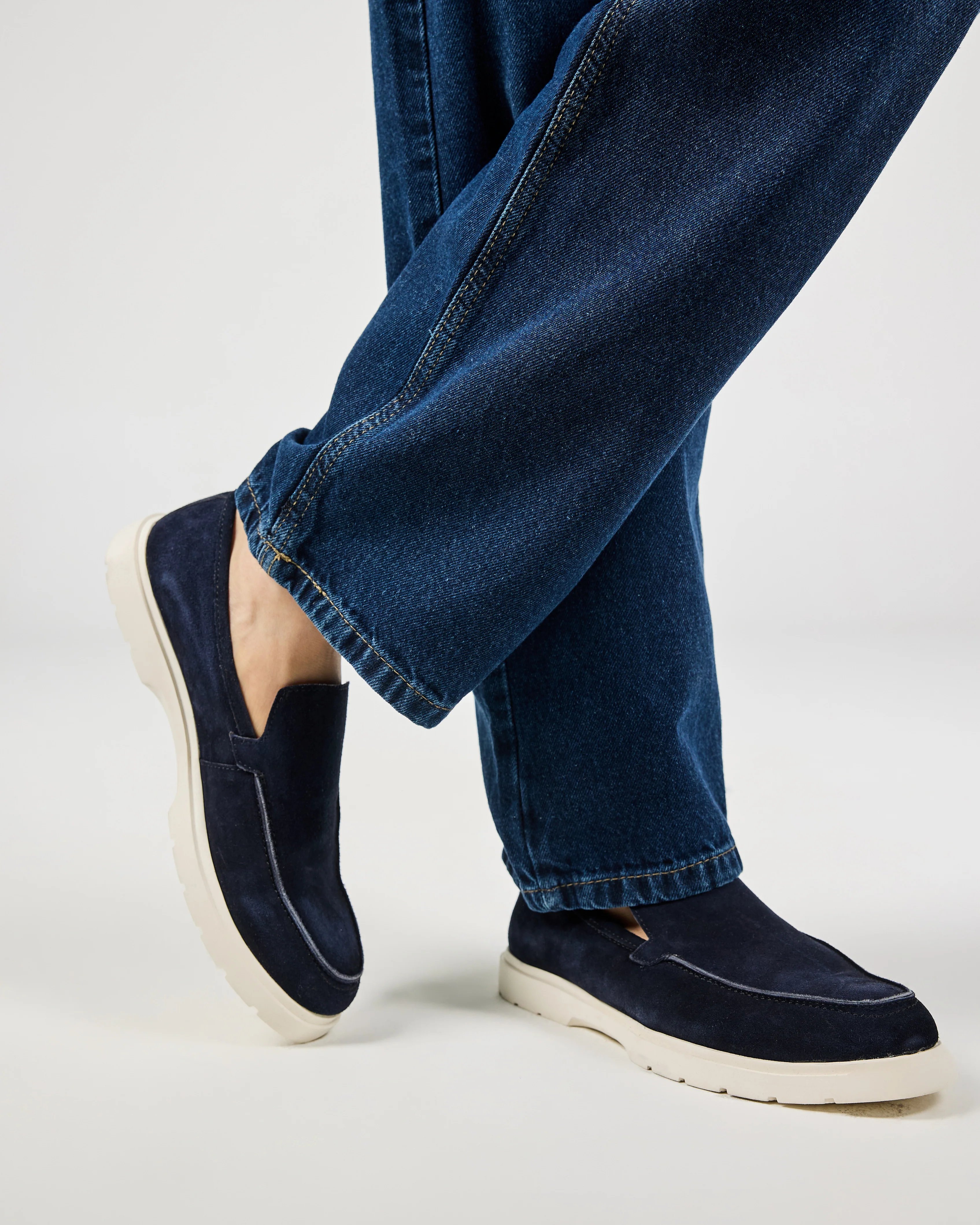 Men Chamios Casual Shoes - Image 5