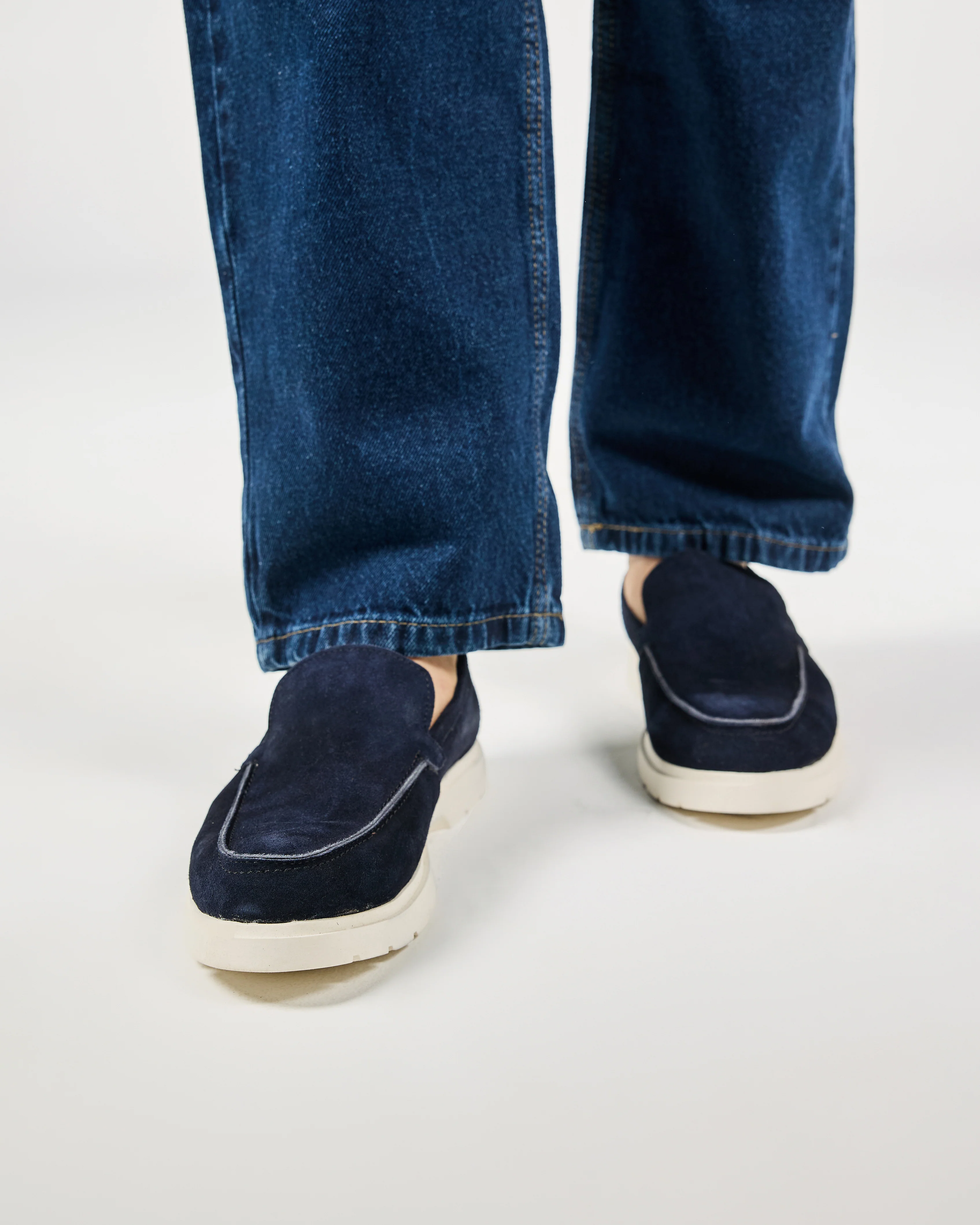 Men Chamios Casual Shoes - Image 6