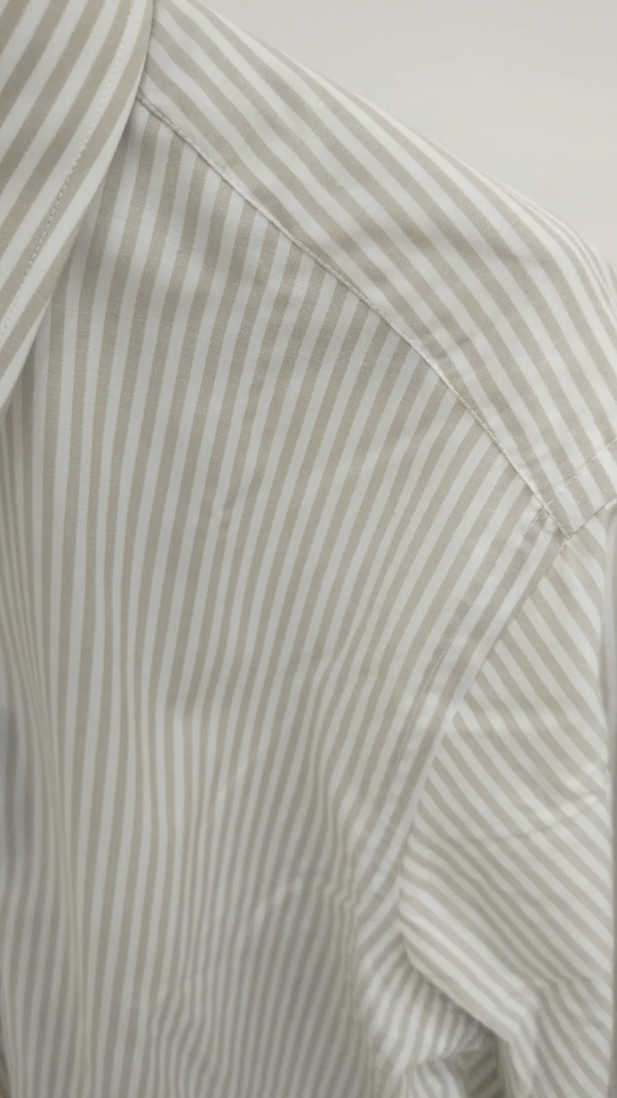 Men Classic Stripped Shirt - Image 4