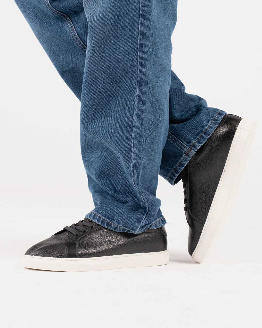 Men Flat Shoes - Image 5