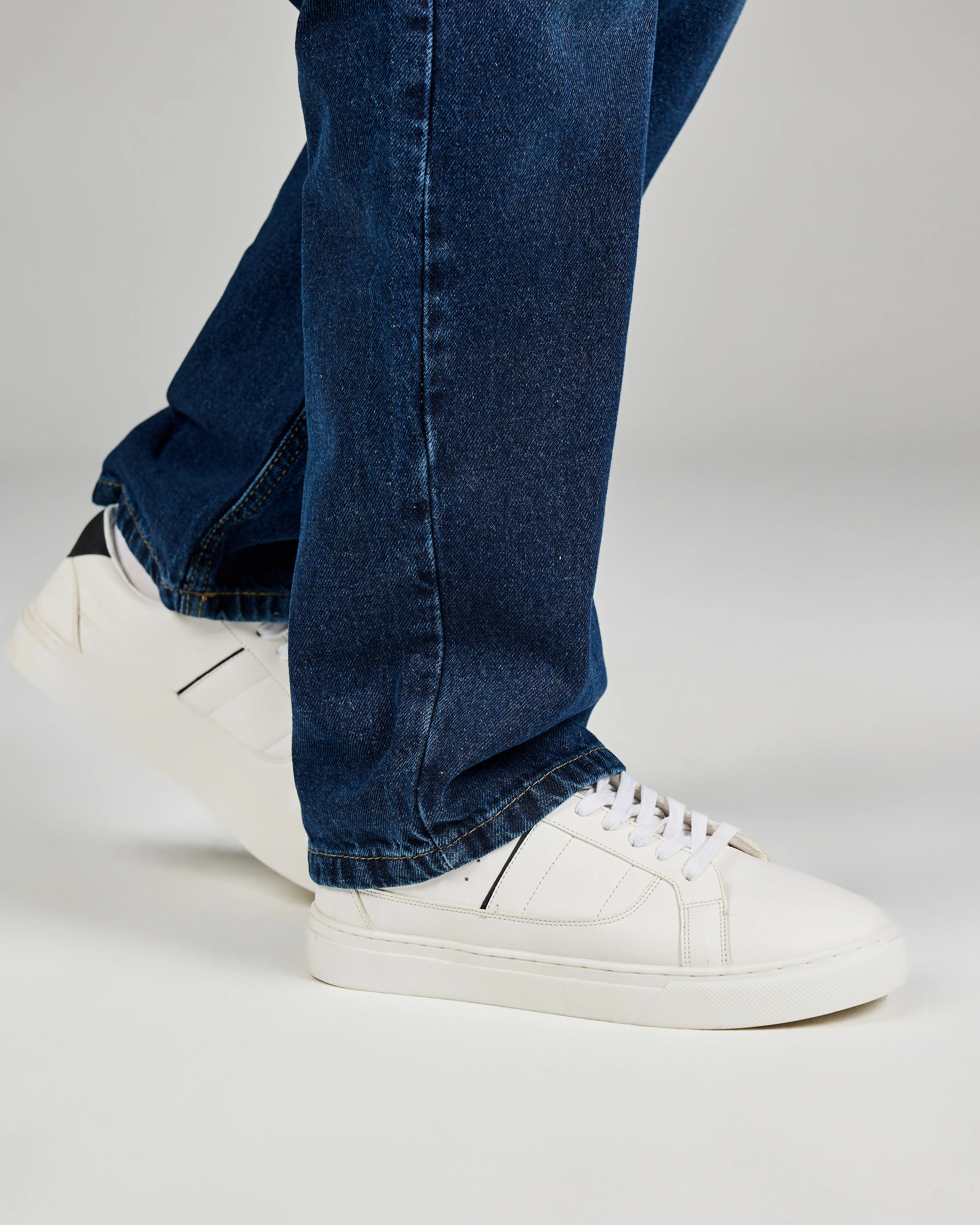 Men Flat Sneaker - Image 13