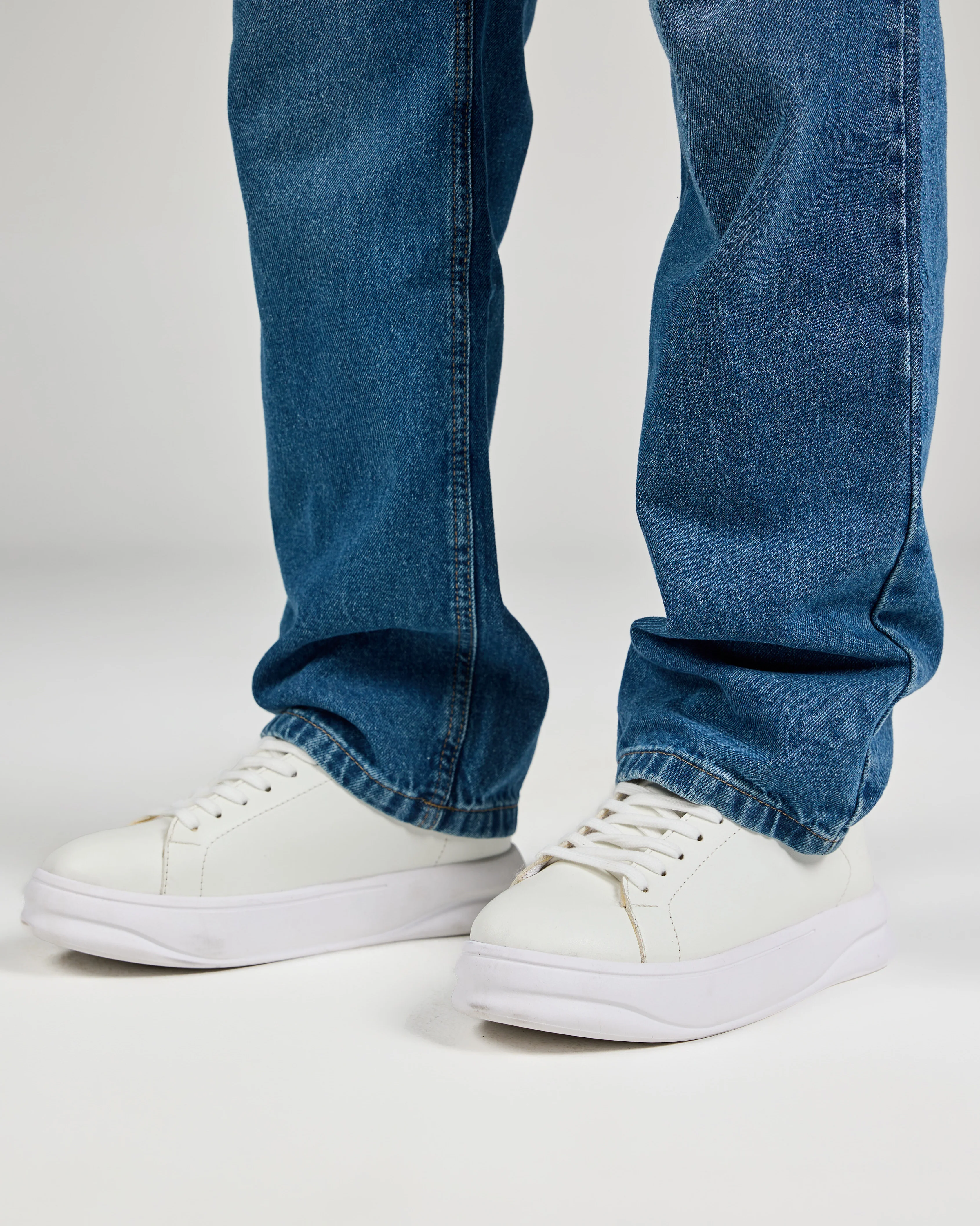 Men Flat Sneaker - Image 8