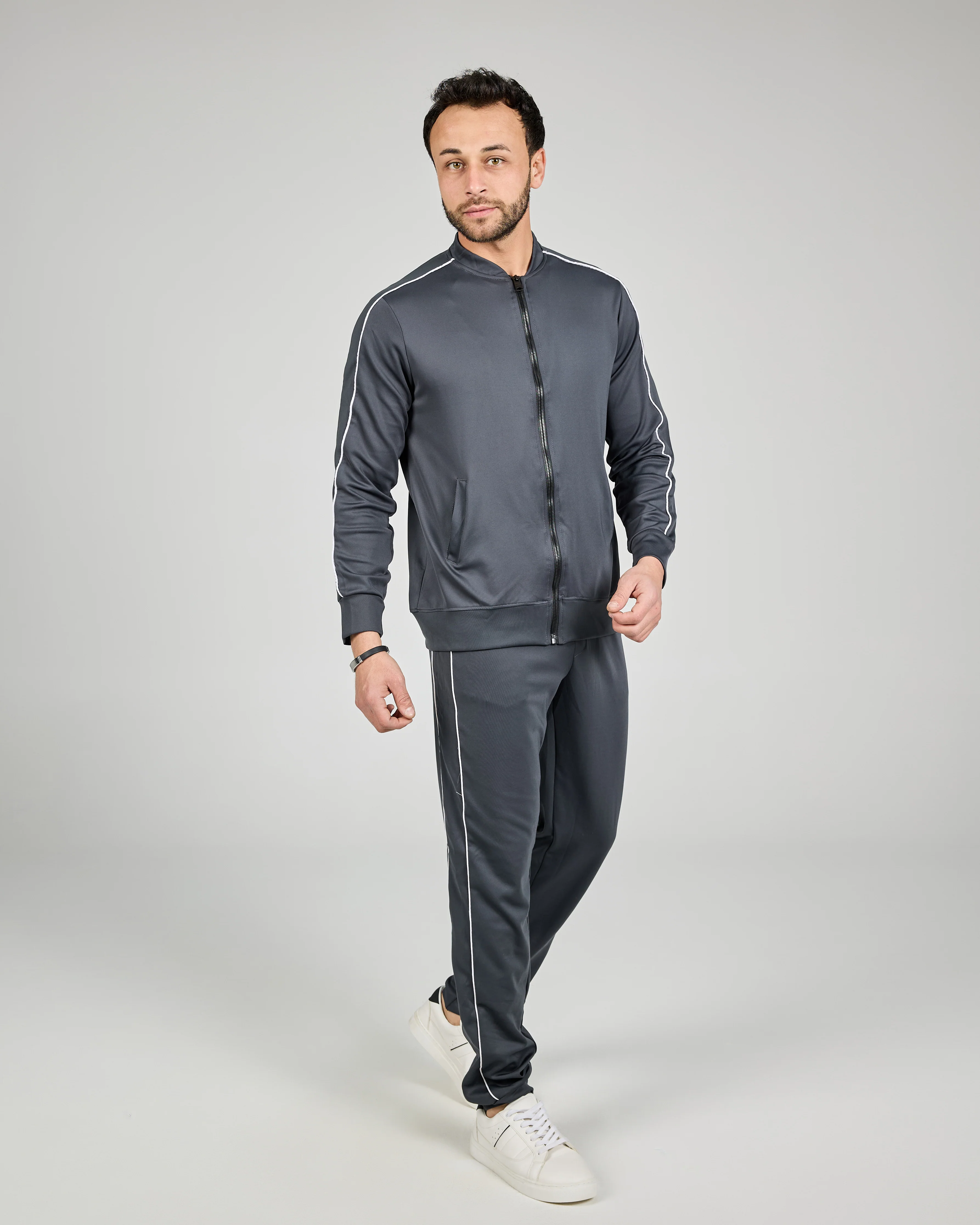 MEN PLAIN TRAINING SUIT
