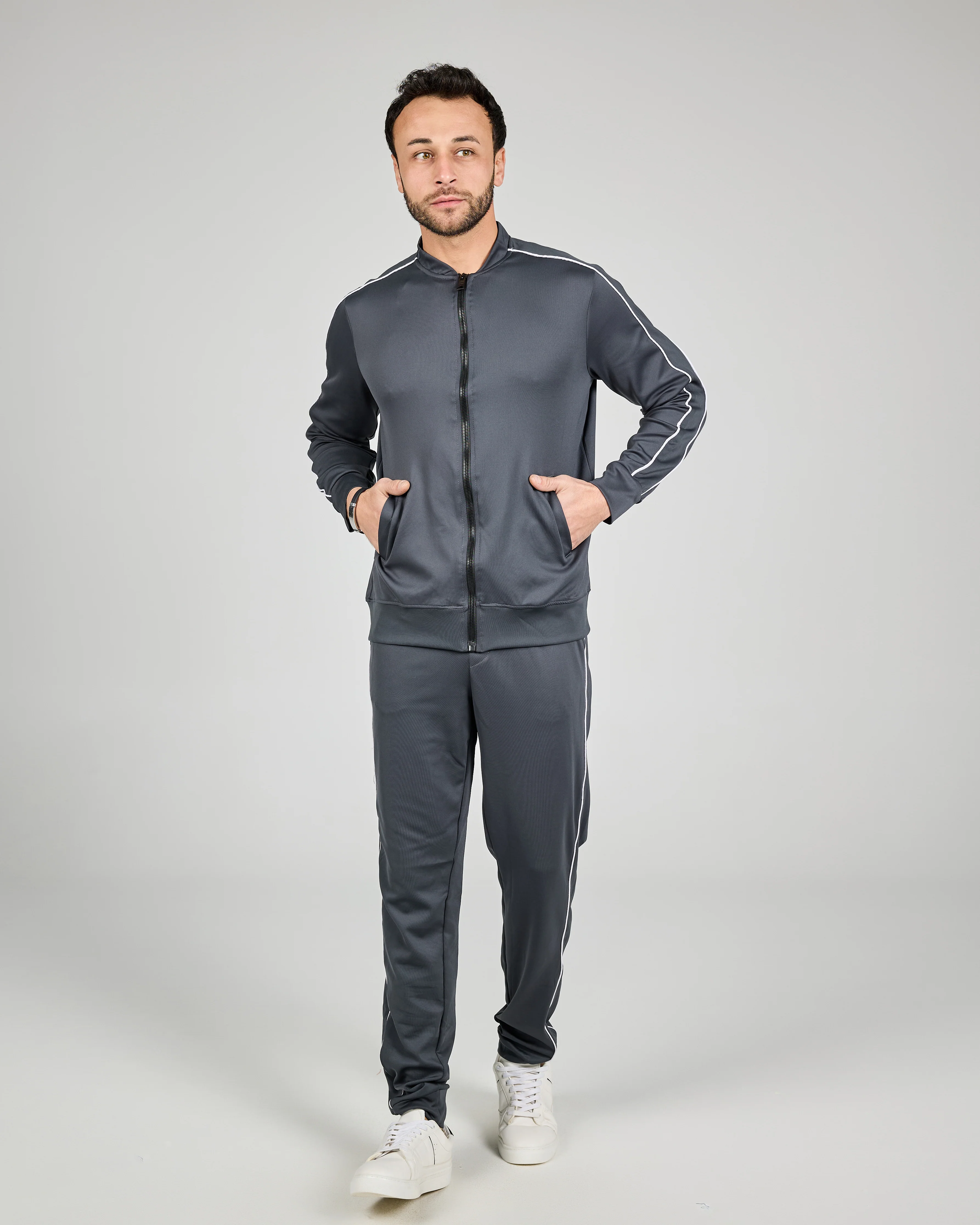 MEN PLAIN TRAINING SUIT - Image 4