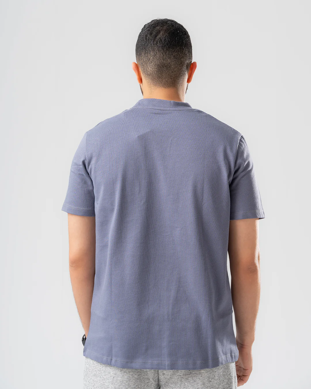 Mens Basic T-shirt - Image 4