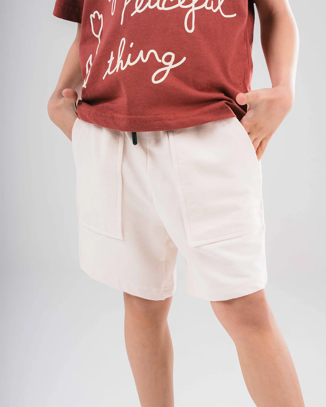 Shorts with pockets - Image 5