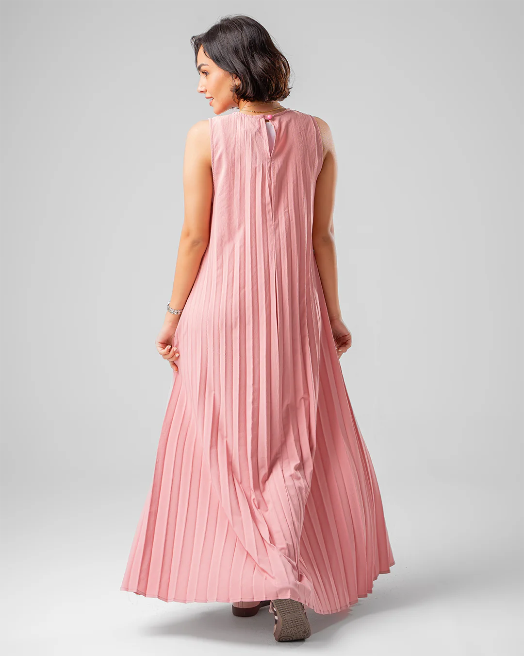Sleeveless Dress - Image 3