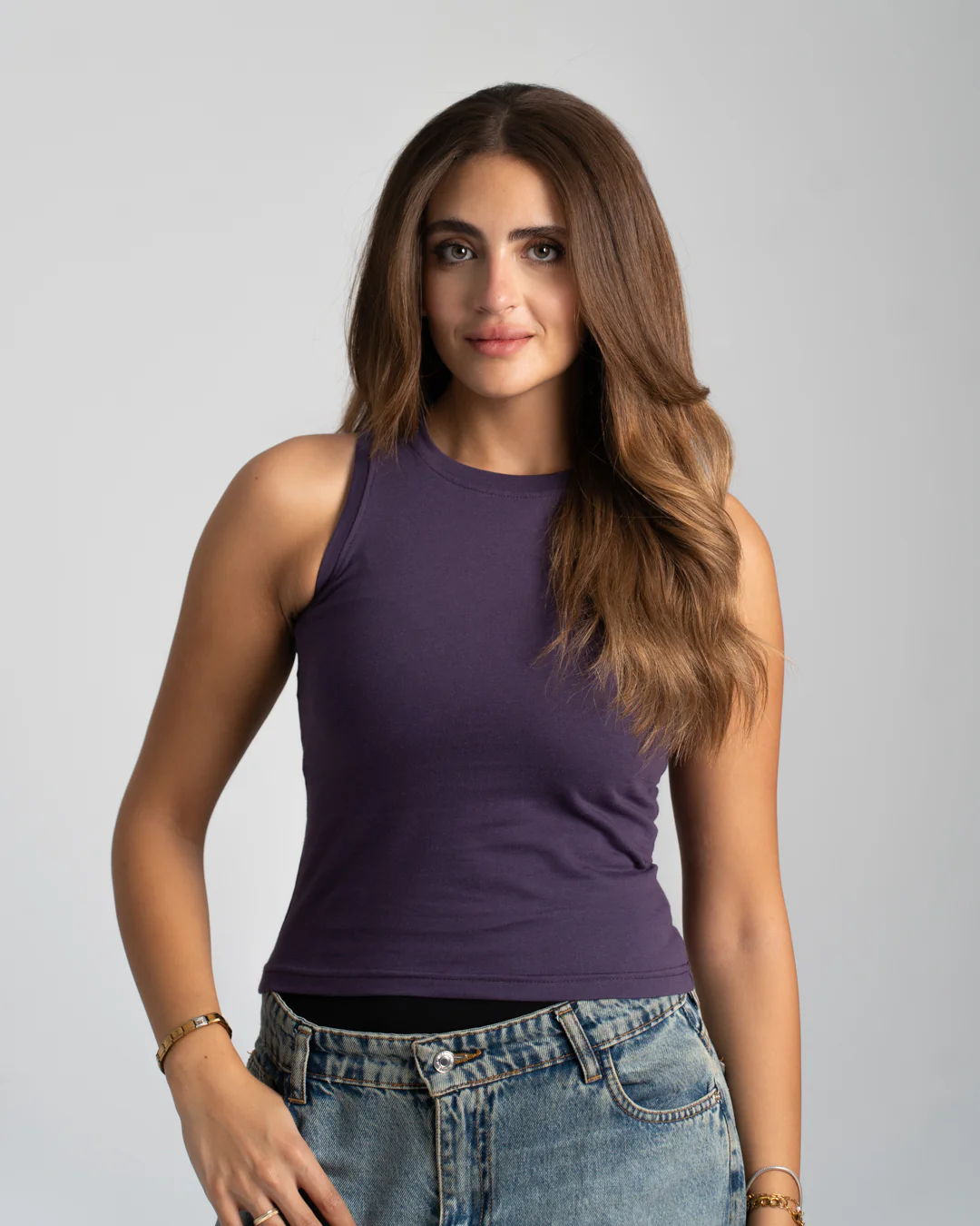 Sleeveless Womens Basic T-shirt - Image 2
