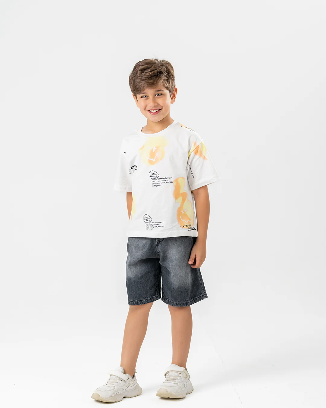 Smile World T-shirt - Image 5