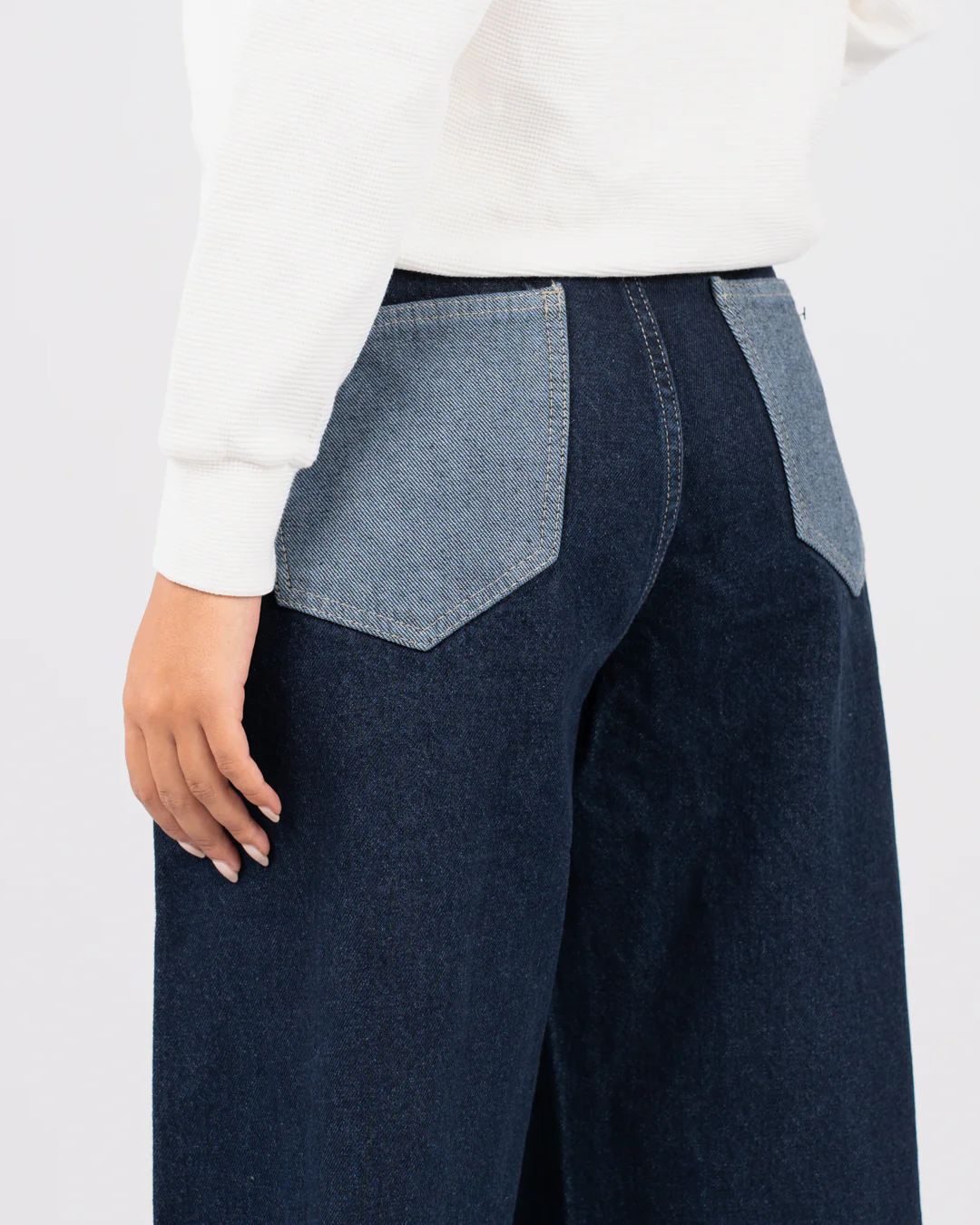 Women Mom Fit Jeans - Image 6