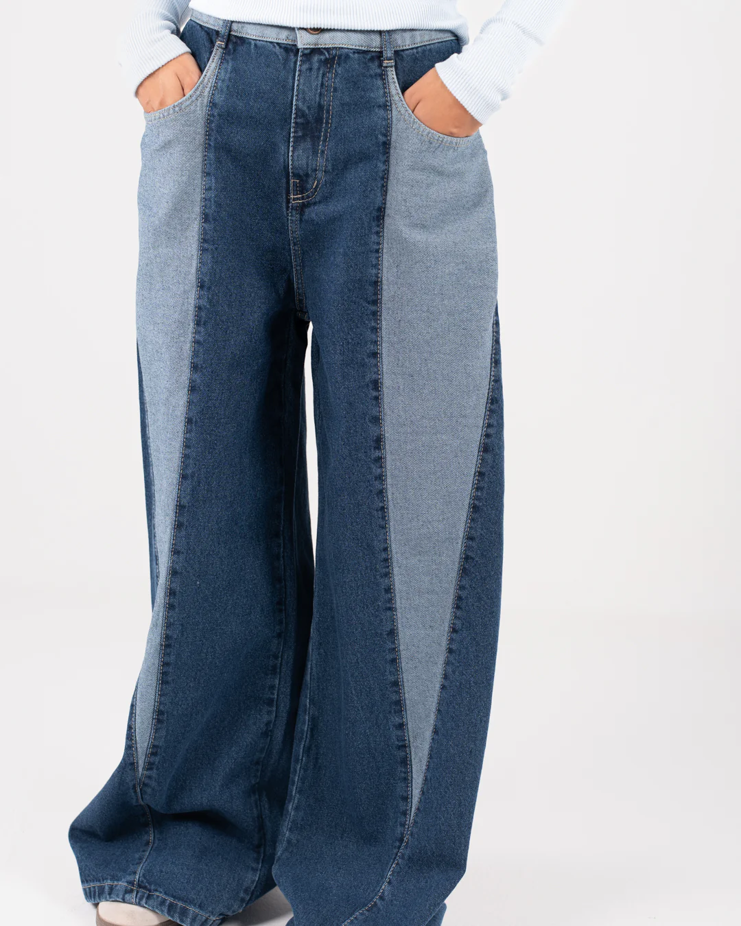 Women Mom Fit Jeans - Image 9