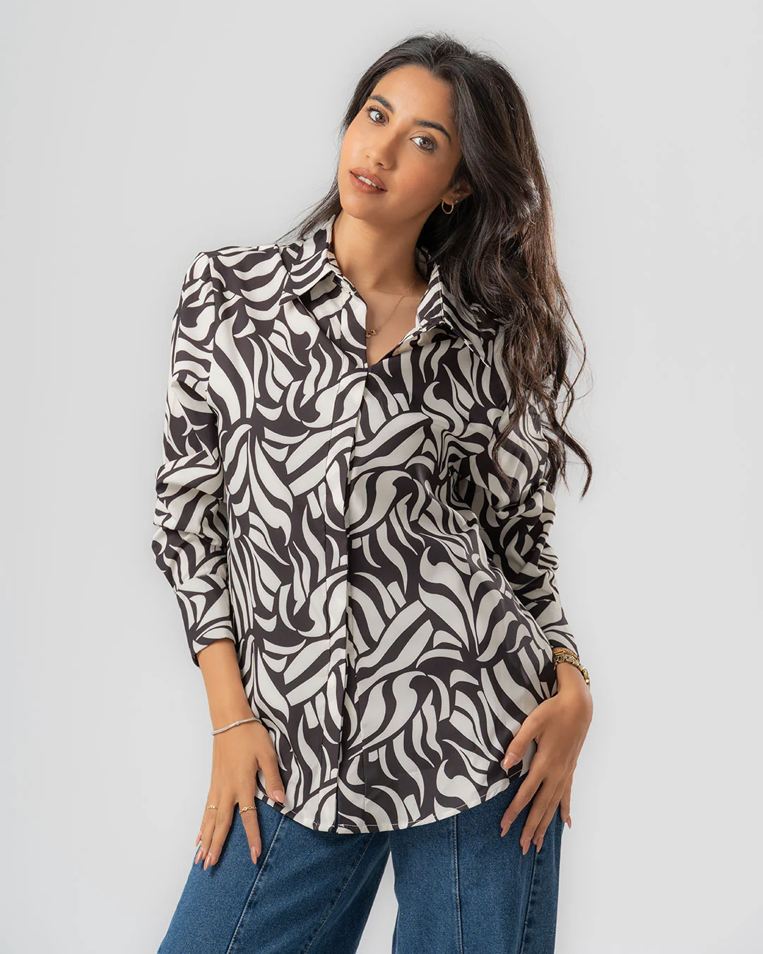 Women Printed Long Sleeves Blouse - Image 6