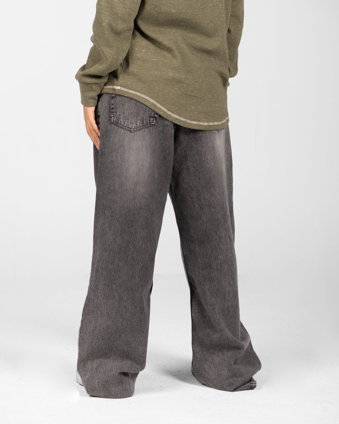 Women’s Baggy Jeans - Image 12