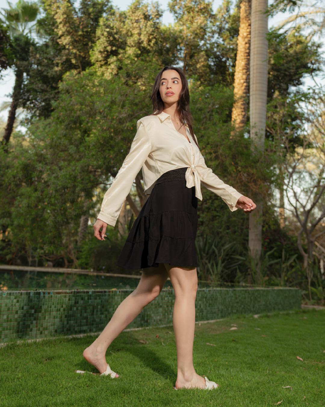 Womens Guipure Knee Skirt - Image 3